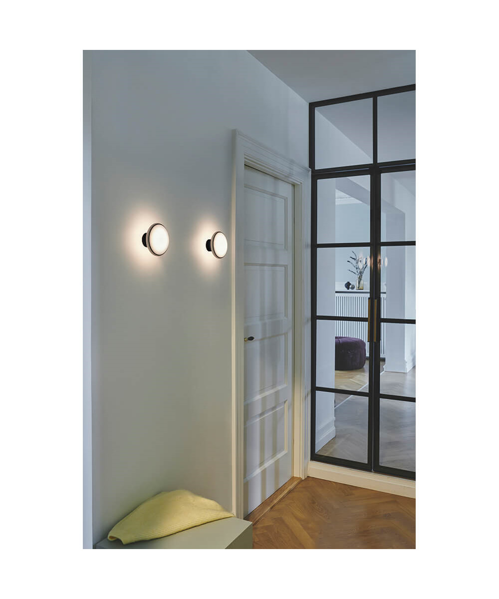 ØS1 Vegglampe mSwitch MessingSvart Shade ØS1 Vegglampe mSwitch MessingMessing Shade